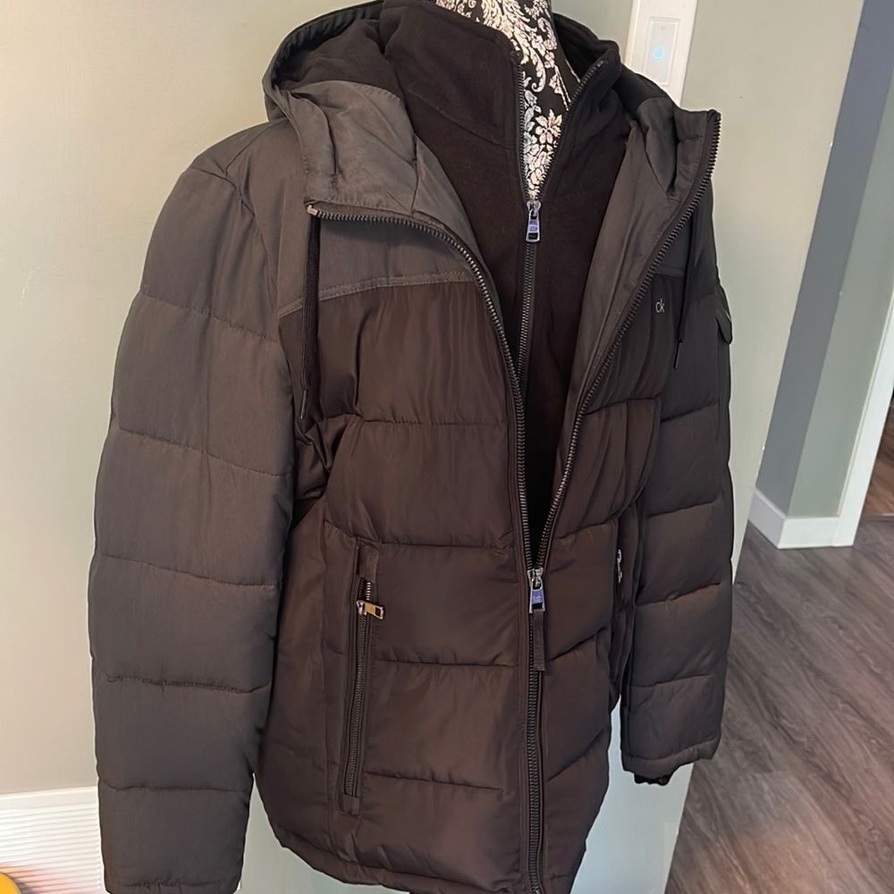 Calvin Klein Black Puffer Jacket NEW - Picture 3 of 7